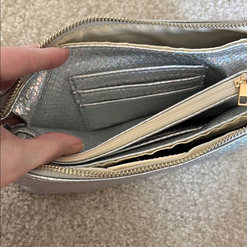 Silver Wristlet Clutch - Picture 4 of 6